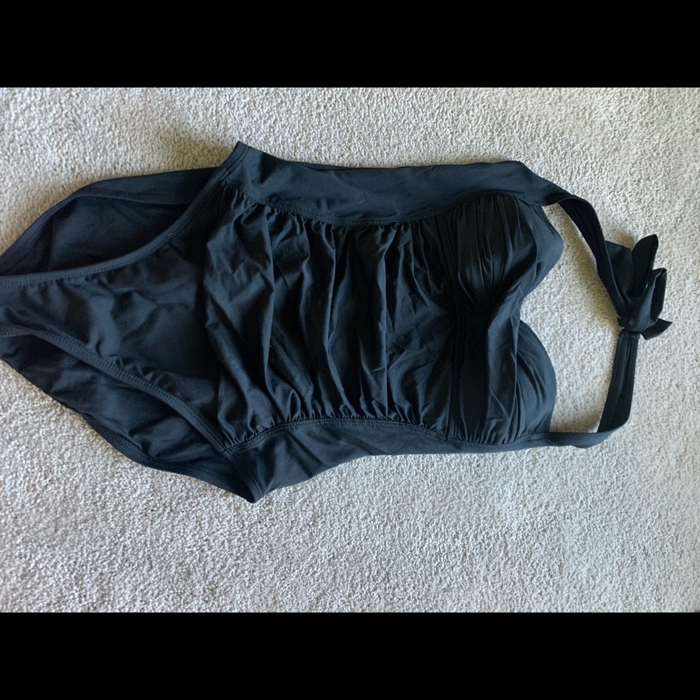 La Blanca women’s bathing suit